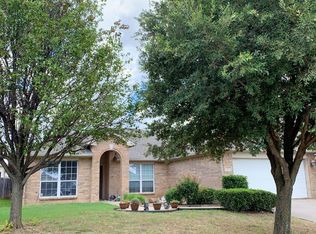 107 Reatta Dr, Justin, TX 76247