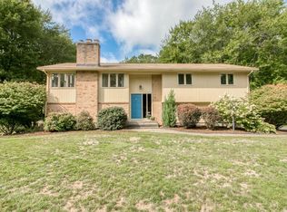 7 High Meadow Dr, West Springfield, MA 01089