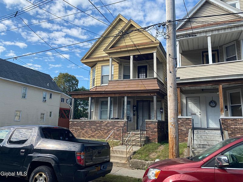 2nd image of 1228 Crane Street