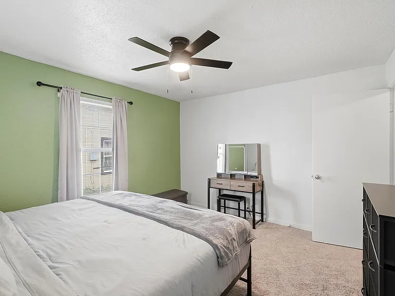 2917 Hickory St — Photo 23