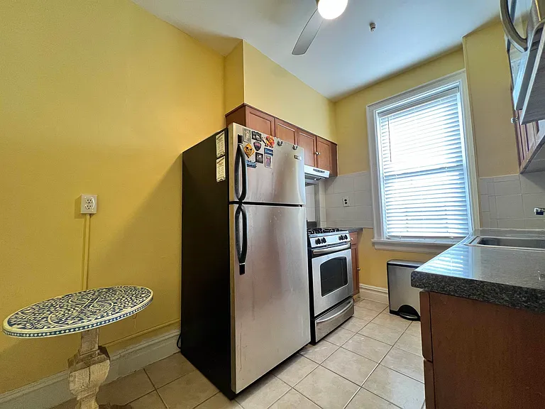 7812 Hudson Ave — Photo 10