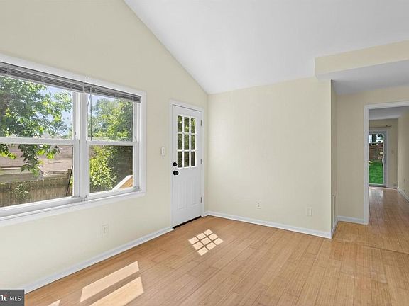 4th image of 12200 Valleywood Dr