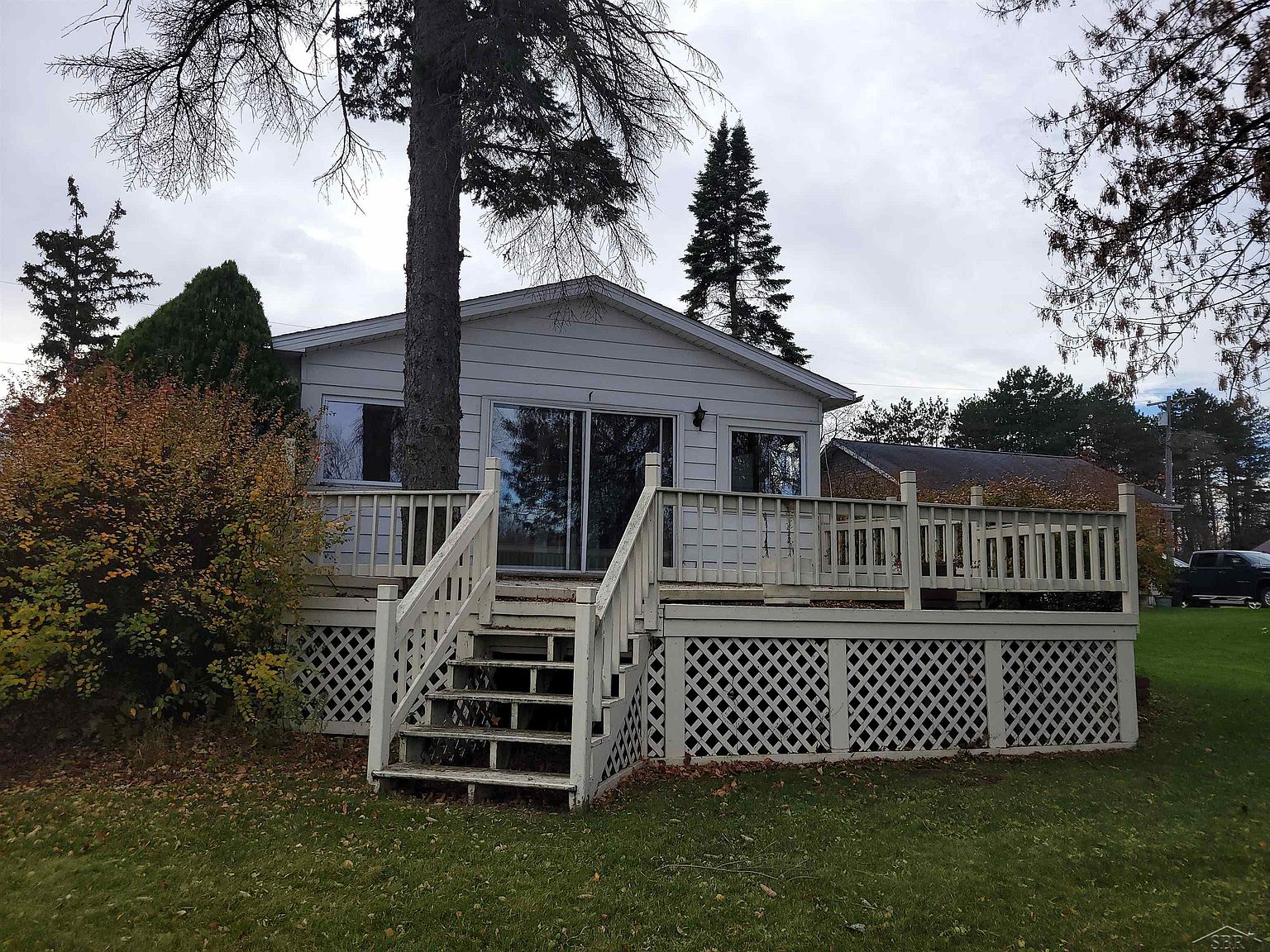 3489 W Kawkawlin River Dr, Bay City, MI 48706 Zillow