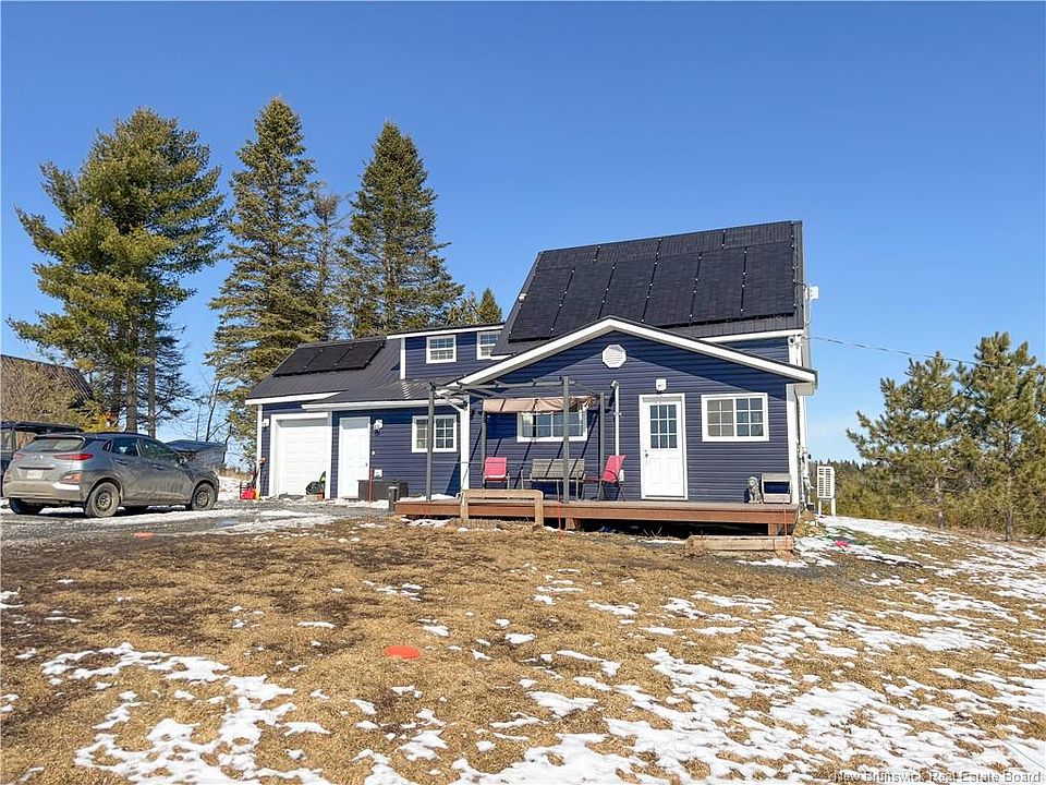 1st image of 549 Wilmot Rd