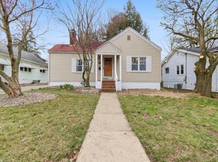 1511 W Church St, Champaign, IL 61821