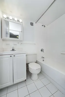 Rented by Bold New York | media 5