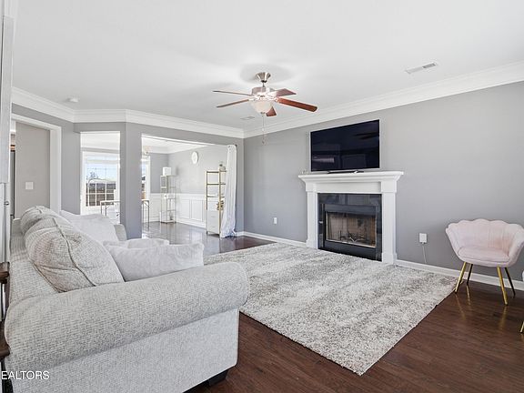 4th image of 7451 Lucky Clover Ln