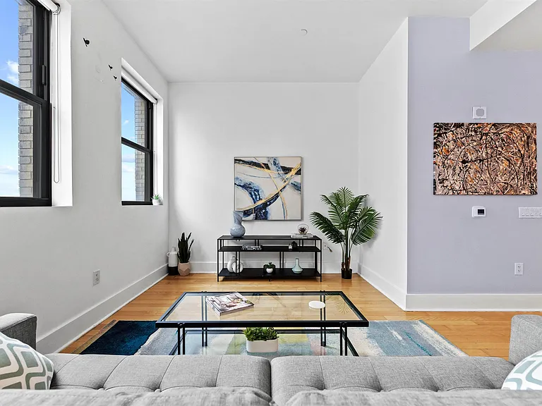4 Beacon Way #1511R — Photo 2
