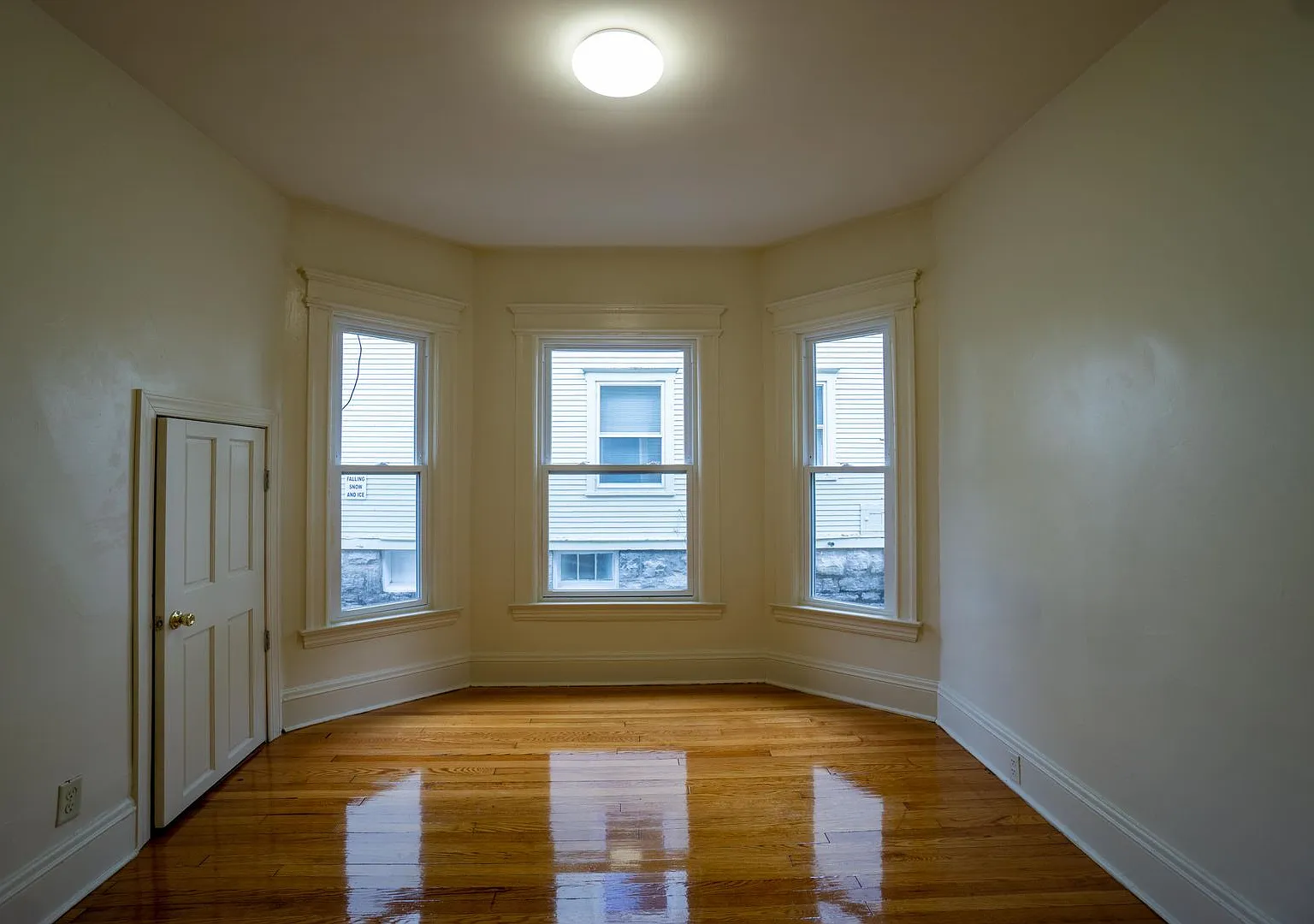 833 Sumner Apt 1 - Available 7/1/2027 - Newly Renovated 3 Blocks From ESF and SU Campus — Photo 1