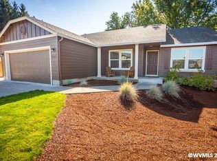802 Millstream Pl NE, Albany, OR 97322
