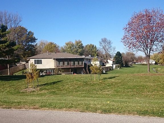 5th image of 7325 Yosemite Dr