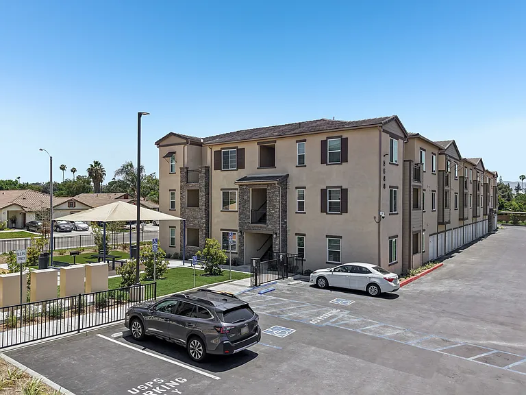 Gallery Park Apartments — Photo 52
