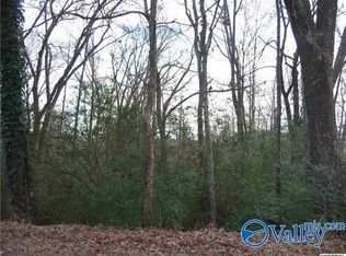 17 & 18 Madison St, Guntersville, AL 35976