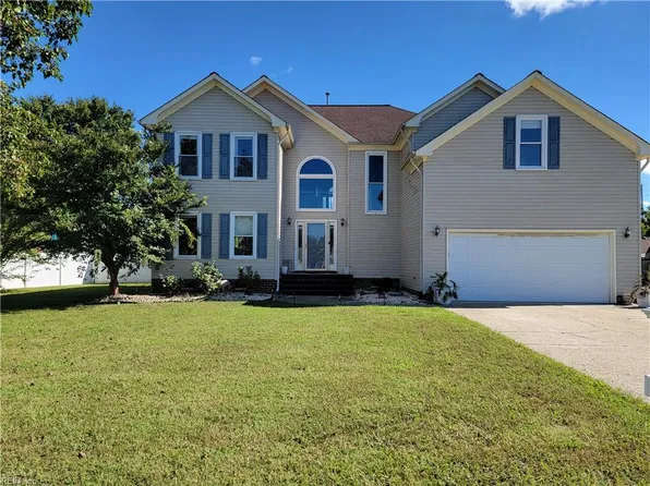 1105 Carriage Ct, Chesapeake, VA 23322
