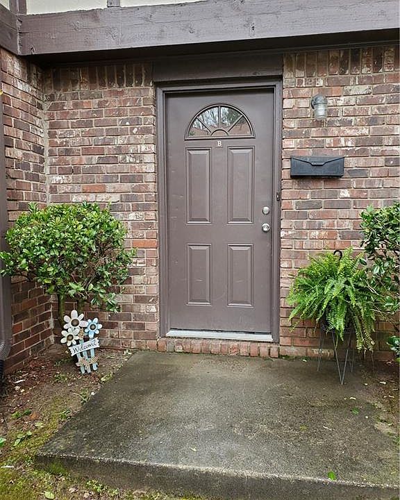 1st image of 1197 Ashborough Dr SE APT B