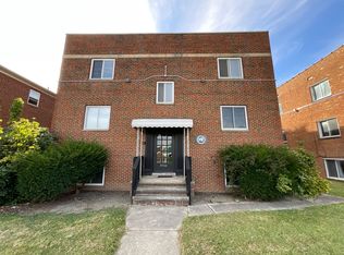 4166 Ridge Road, Cleveland, OH 44144