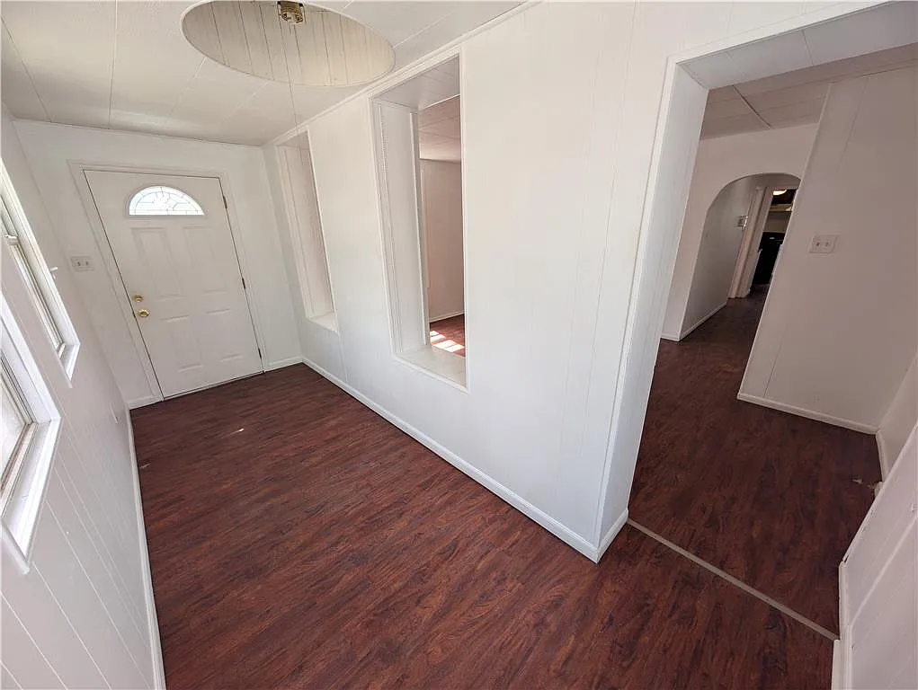 1 bed, 800 sqft, $1,295 — Photo 3