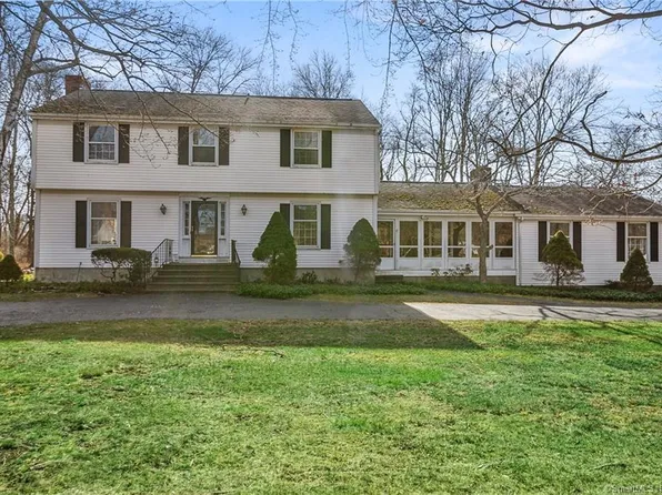 25 High Point Lane, Fairfield, CT 06824