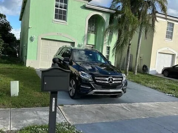 4172 Pine Hollow Circle, Greenacres, FL 33463