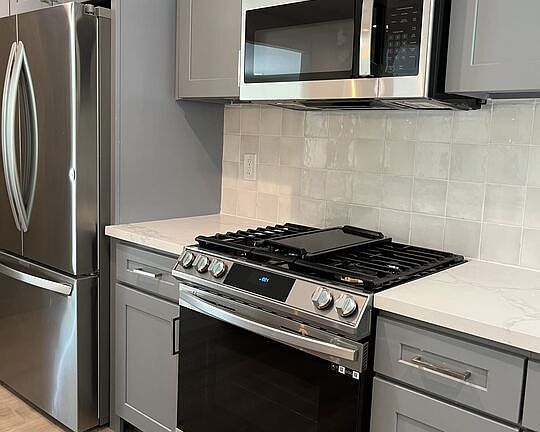 2nd image of 63 E Avenida De Las Flores
