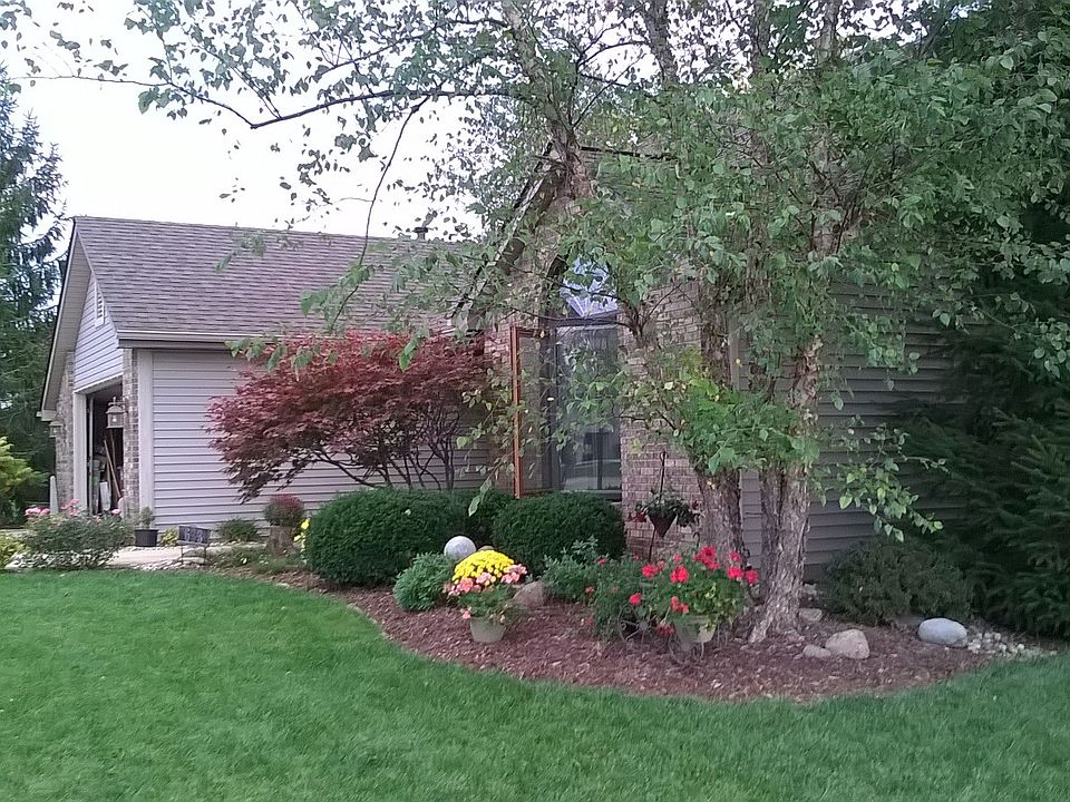 2nd image of 633 Darlington Ct
