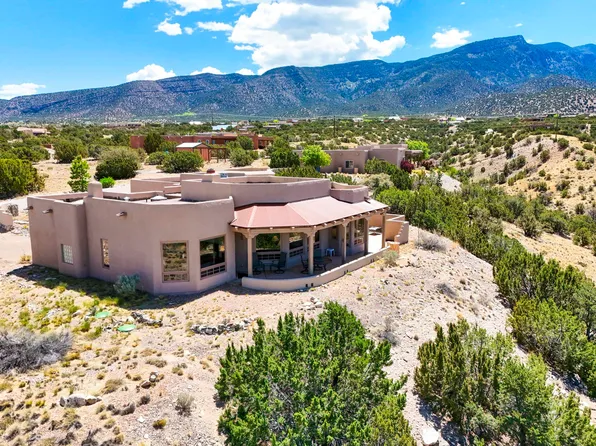 10 Pinon Ridge Dr, Placitas, NM 87043