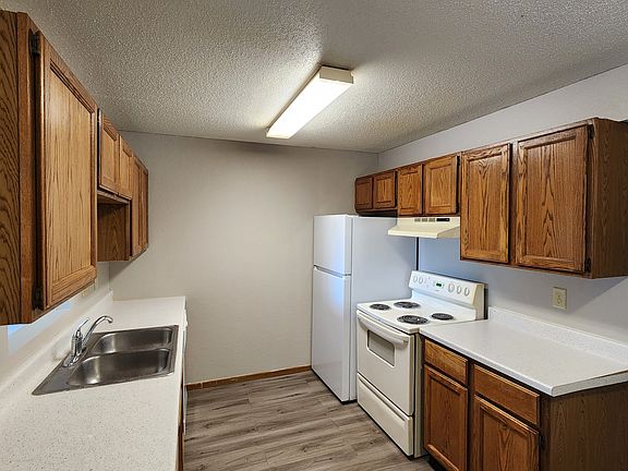 3rd image of 1210 34th Ave S #108