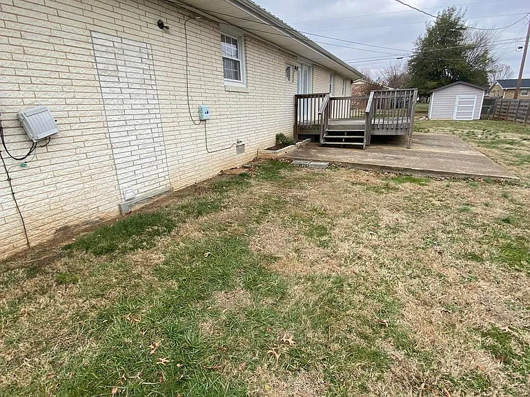 1100 Springer Rd — Photo 2