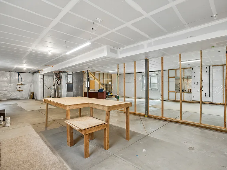 855 N Waterloo Cir — Photo 25
