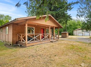 7442 Woodland Rd, Ferndale, WA 98248