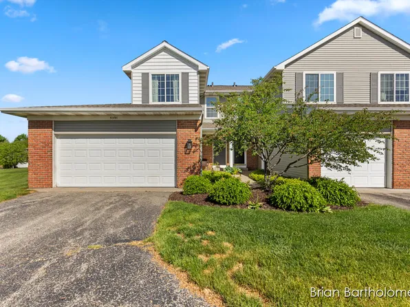 5390 Rivertown Cir SW #33, Grandville, MI 49418