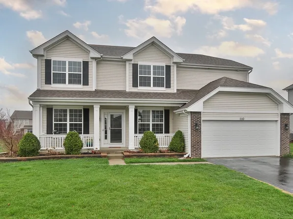 1110 Waterfront Ln, Pingree Grove, IL 60140