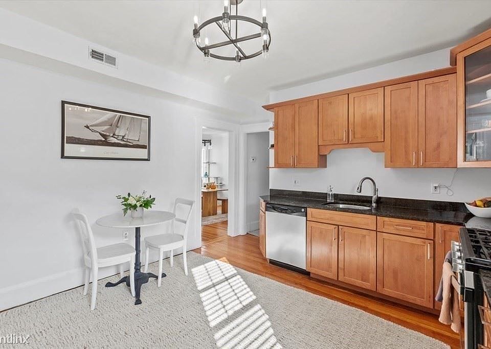 15 Lafield #3 Boston (Dorchester) Unit Photo 10