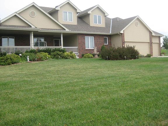 4th image of 16410 Woodland Dr