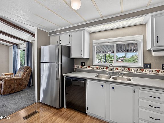 5th image of 9746 E BIRCHWOOD Avenue