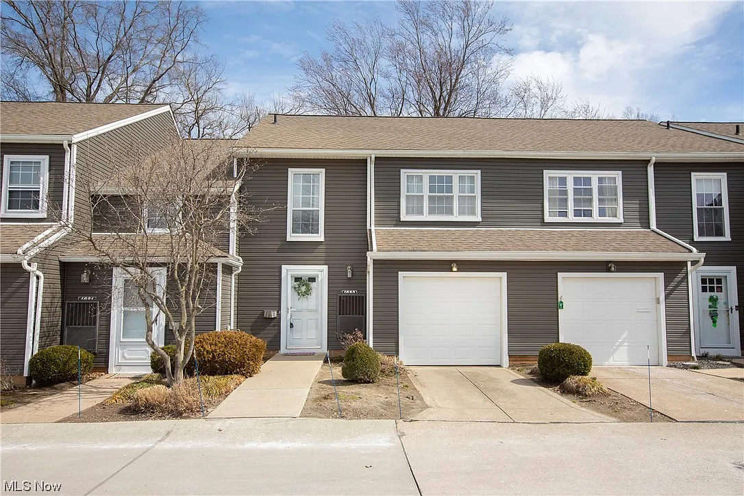 1693 Walnut Ln #17 photo 1