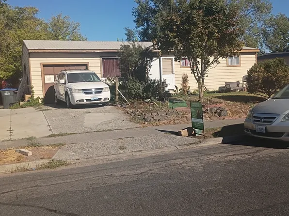 1435 W Sunset Drive, Moses Lake, WA 98837