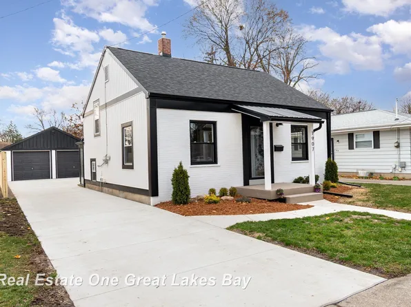 1907 Newberry St, Saginaw, MI 48602