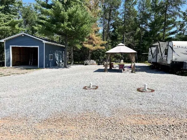 917 Blackhawk Lane #14, Hancock, WI 54943