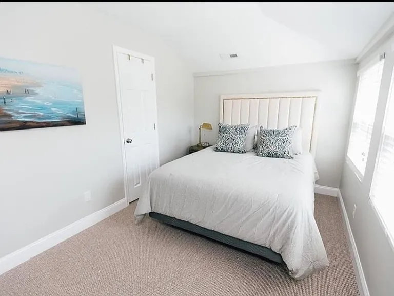 3212 Arctic Ave — Photo 6