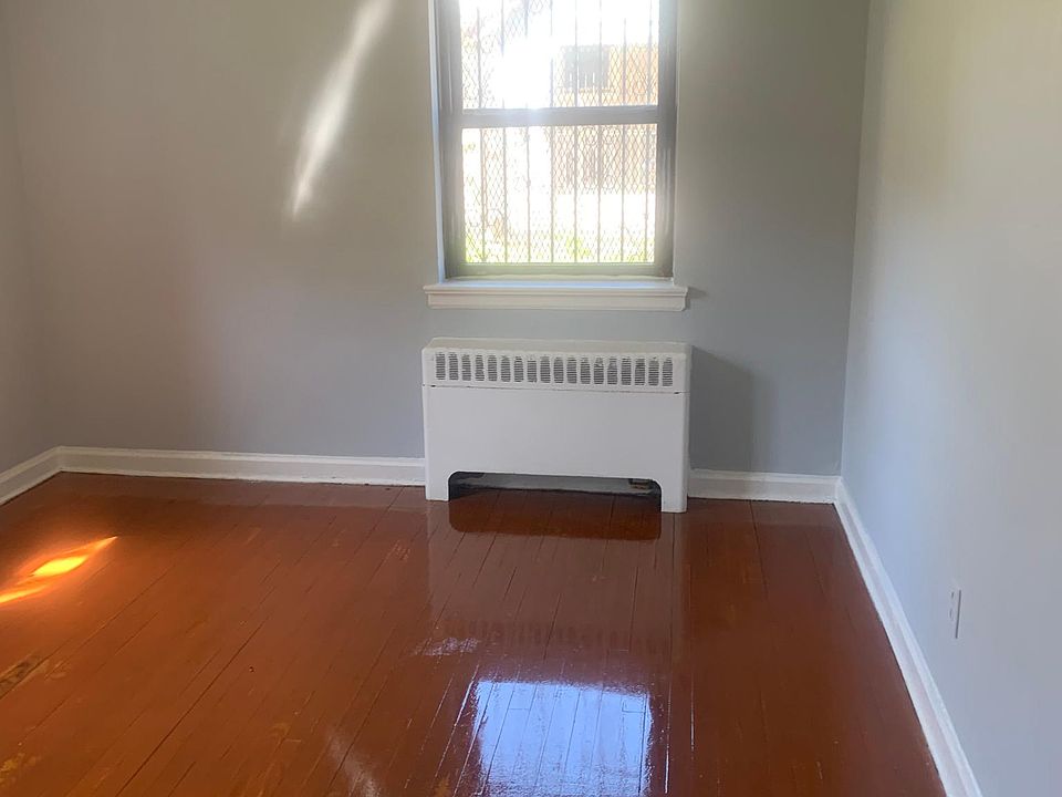 1st image of 425 Mount Prospect Ave APT 320
