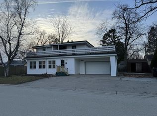 4548 Elizabeth St, Racine, WI 53402