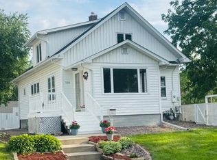 508 Oak Ave SW, Montgomery, MN 56069