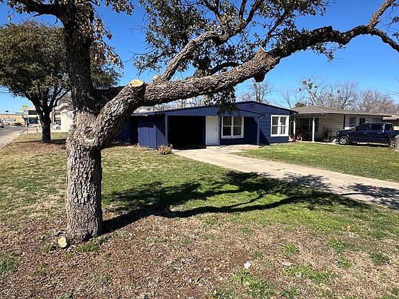 3rd image of 2540 W Harris Ave