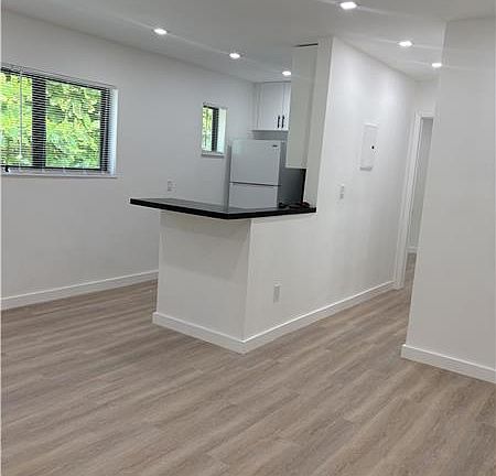 5th image of 7521 NE 2nd Ct