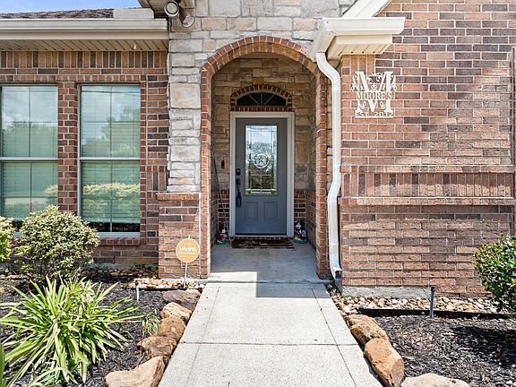 5th image of 5160 Westgate Ln