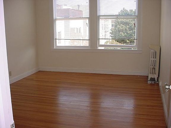 5th image of 3336 Laguna St APT 104