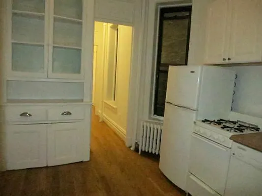 Rented by Manhattan Best Realty, Inc. | media 17