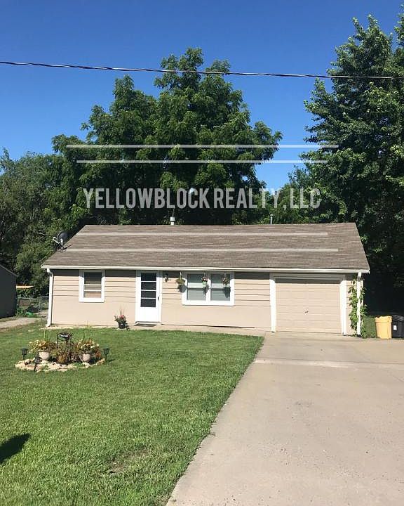 1st image of 3036 S 10th St