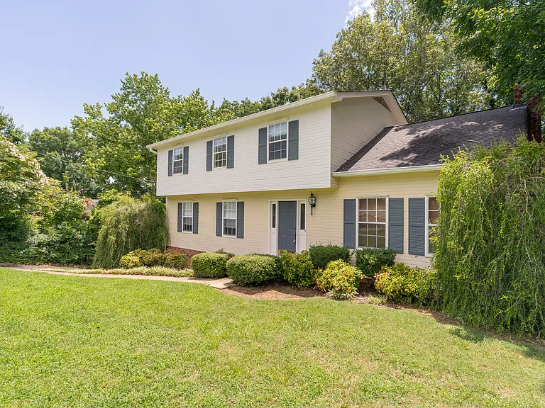 7830 Cove Ridge Dr — Photo 41